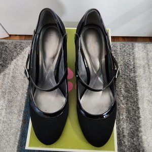 Naturalizer Women’s Black Fabric Brigid Mary Jane